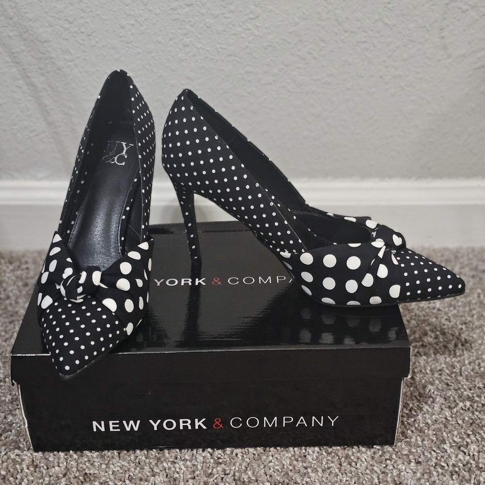 New York & Company Black and White Polka Dot Women's Heels